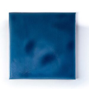Piastrella Cerasarda Marezzato Craquelรฉ Blu Navy 20x20 lucida